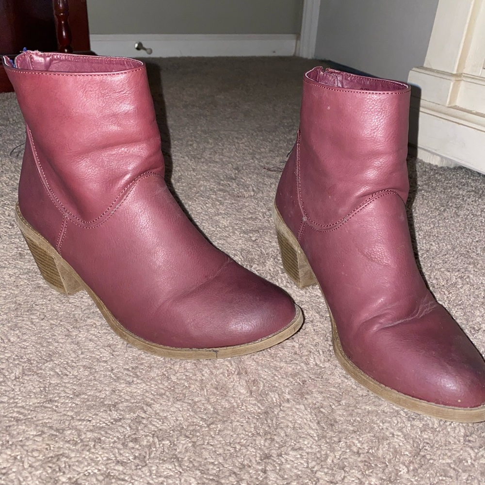 Madden Girl maroon bootie